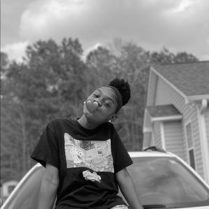 Meet your Posher, Akira